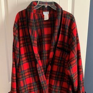 Secret Treasures Fleece Plaid Robe-Inner Tie, Outer Belt, 1 Chest, 2 Side Pocket